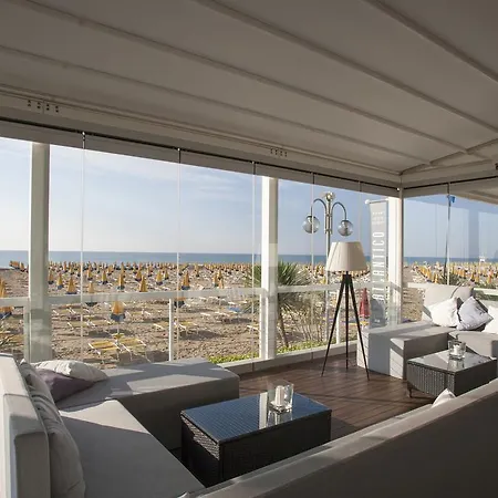 ホテル Atlantico リド・ディ・イエゾロ