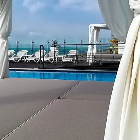 فندق Atlantico 4*