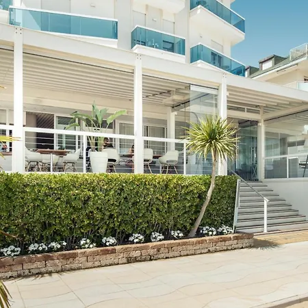 Hotel Atlantico 4*