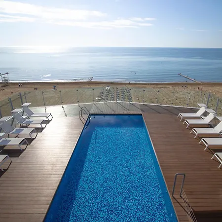 Hotel Atlantico 4*