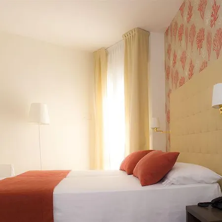 Atlantico Hotel 4*