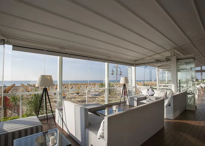 Hotel Atlantico 4*